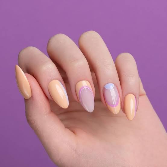 Peach Pink Abstract Line Geometric Short Almond Nails Peach Pink Abstract Line Geometric Short Almond Nails — Trendy Short Almond Nails