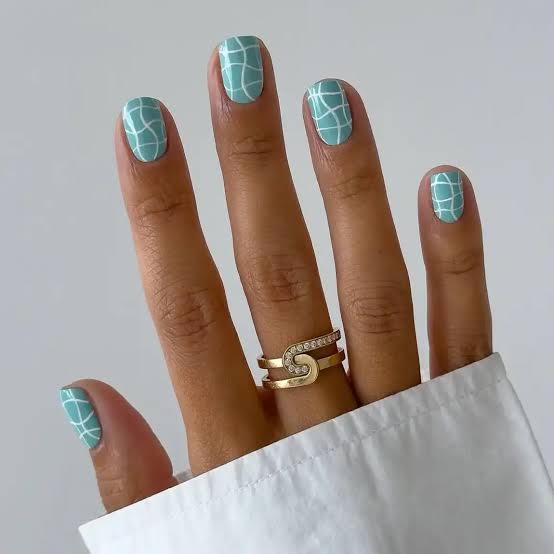 Light Aqua White Grid Short Oval Nails — Trendy Short Nails Color
