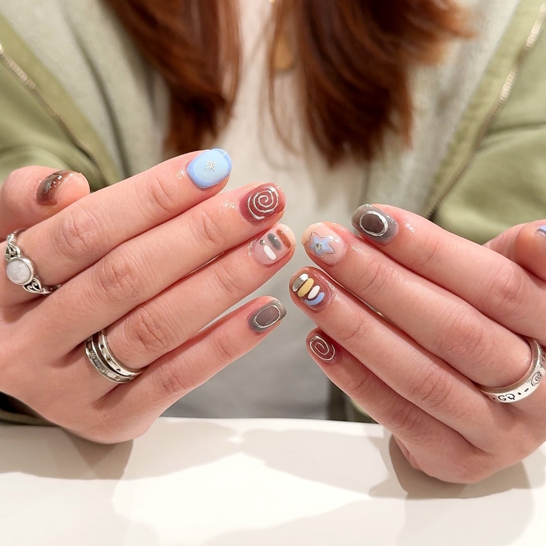 Abstract Swirl Star Shapes Short Square Nails Abstract Swirl Star Shapes Short Square Nails — Trendy Short Square Nails