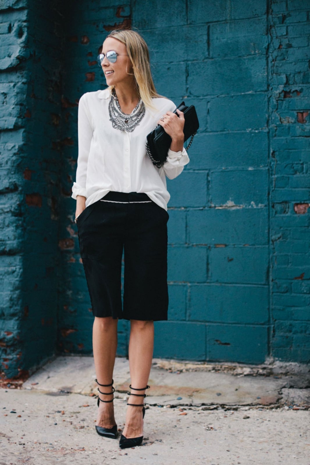 Black Bermuda Shorts with Statement Necklace Black Bermuda Shorts with Statement Necklace — Trendy Shorts Outfits