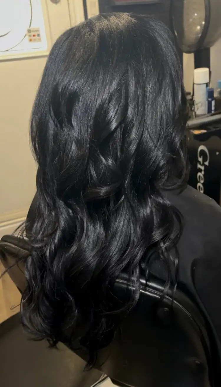Mid-Back Thick Hair Soft Waves Mid-Back Thick Hair Soft Waves — Trendy Silk Press