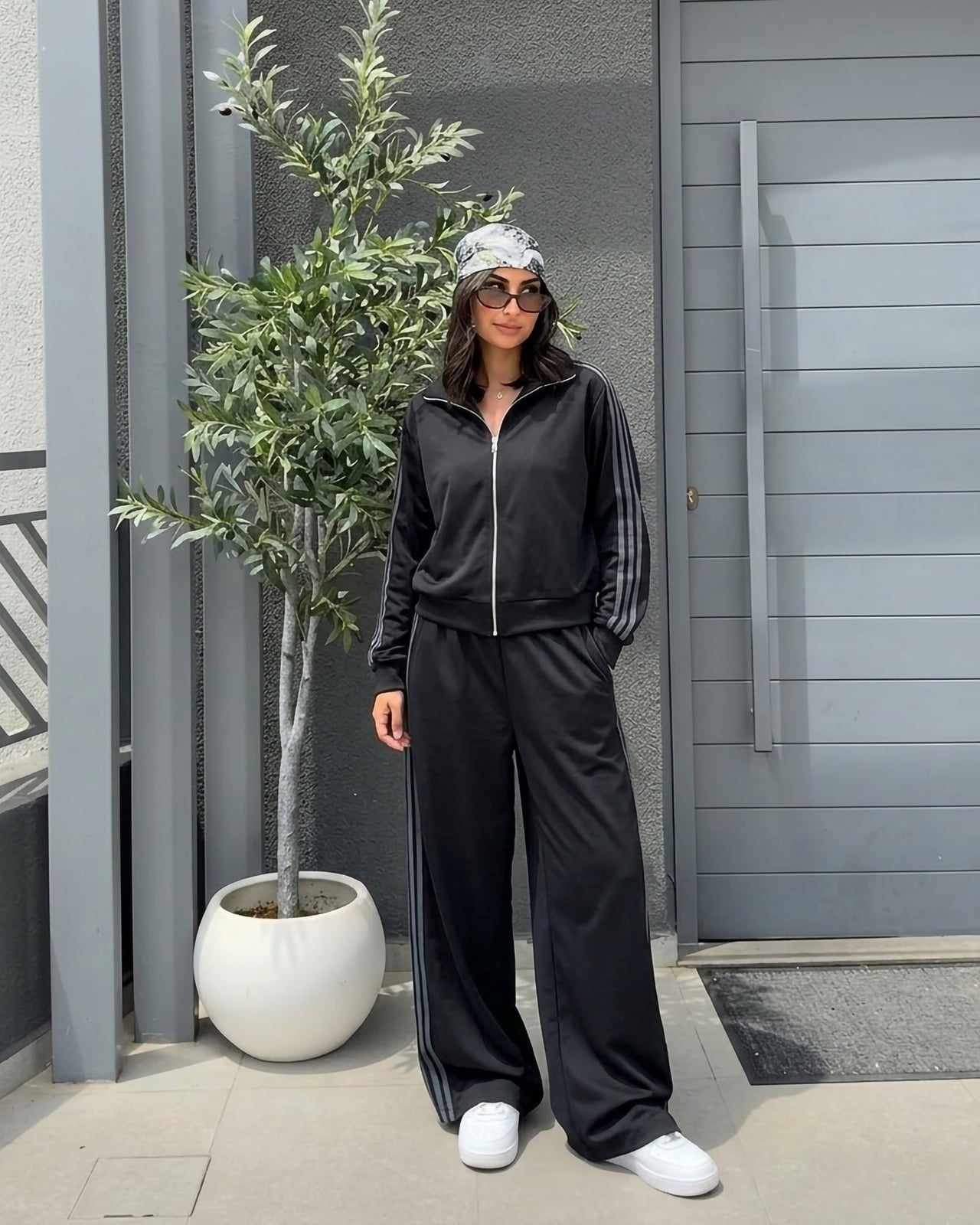 Black Tracksuit With Gray Side Stripes — Trendy Sporty Outfits