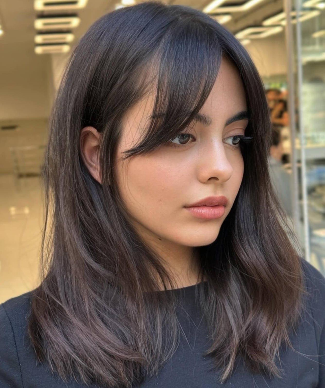 Collarbone Layers With Smooth Curtain Bangs Collarbone Layers With Smooth Curtain Bangs — Trendy Straight Hair