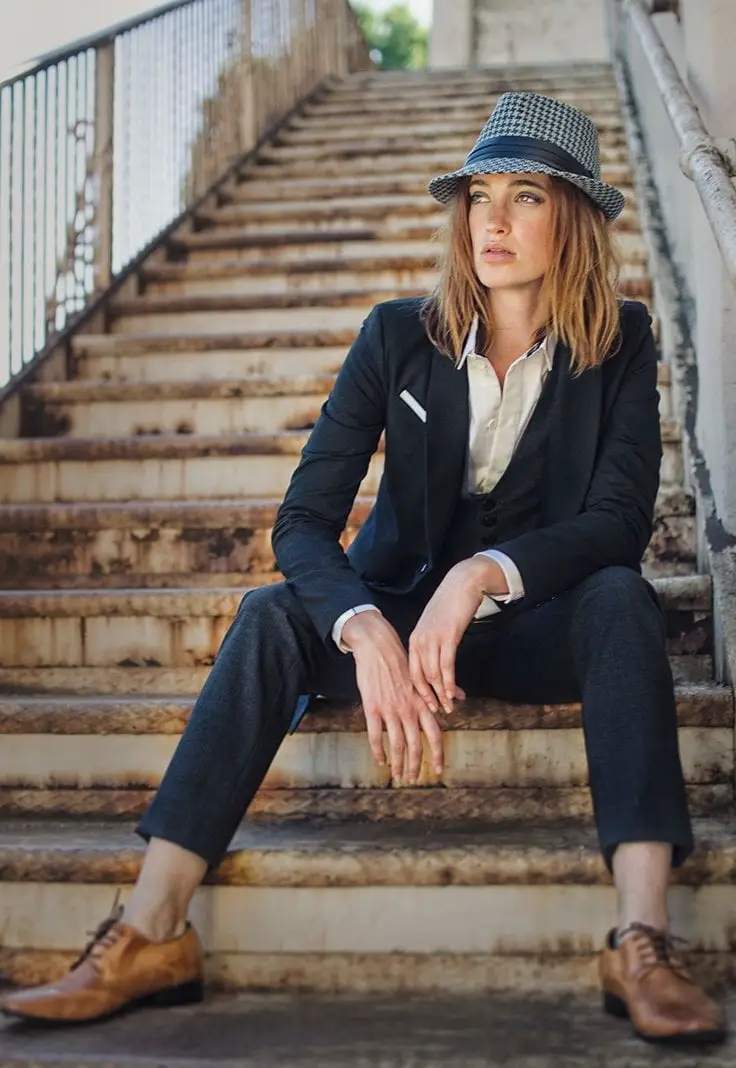 Dark Gray Suit with Vest and Houndstooth Fedora Dark Gray Suit with Vest and Houndstooth Fedora — Trendy Tomboy Outfits