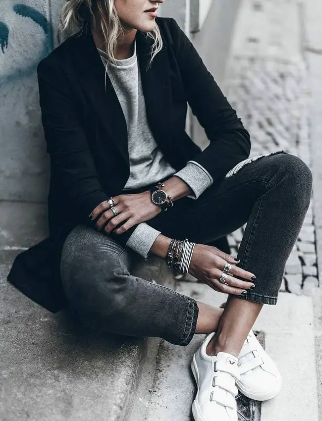 Gray Jeans with Crewneck Sweatshirt and Black Blazer Gray Jeans with Crewneck Sweatshirt and Black Blazer — Trendy Tomboy Outfits