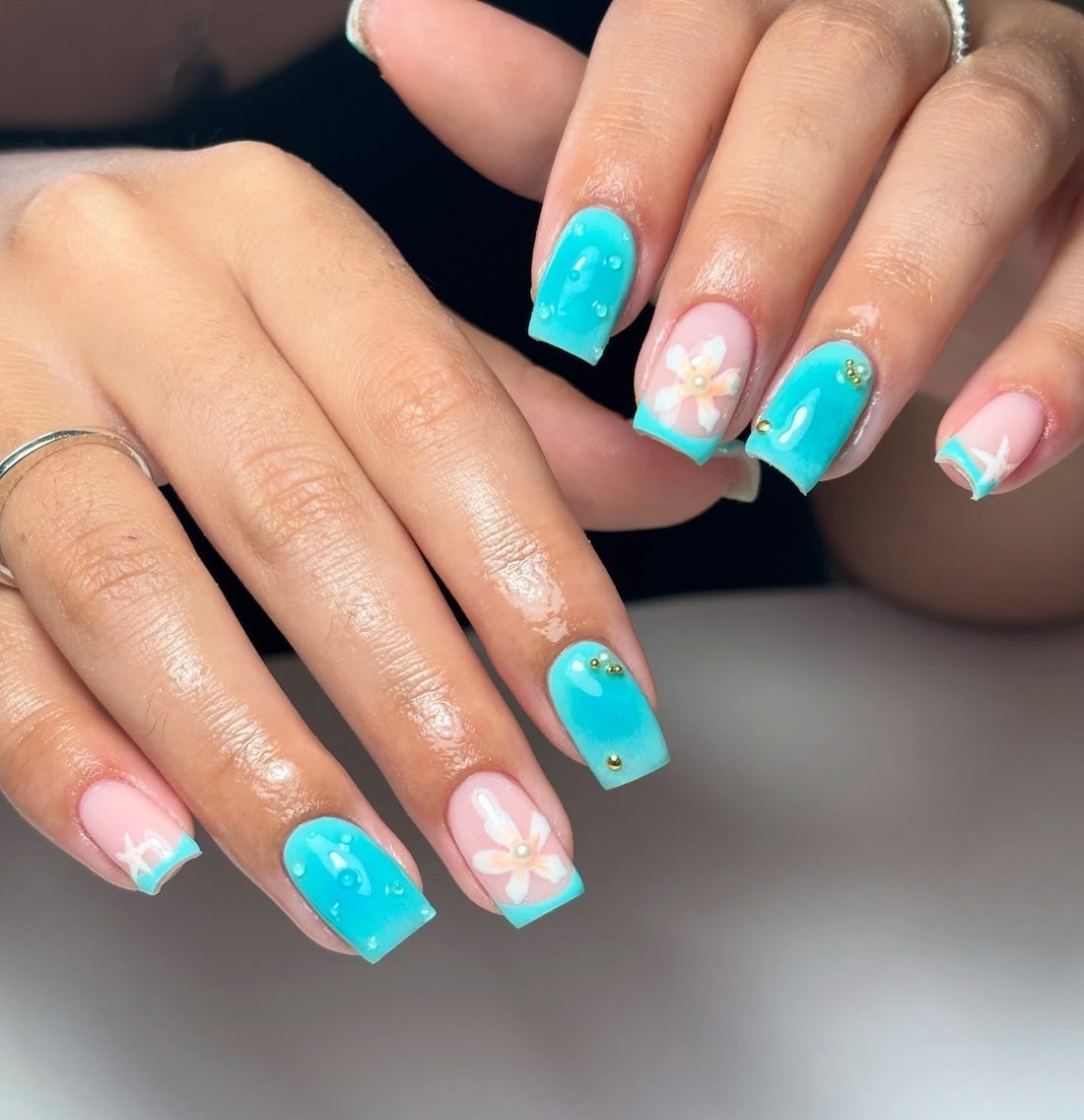 Short Square Turquoise French Tips with Flowers Short Square Turquoise French Tips with Flowers — Trendy Turquoise Nails