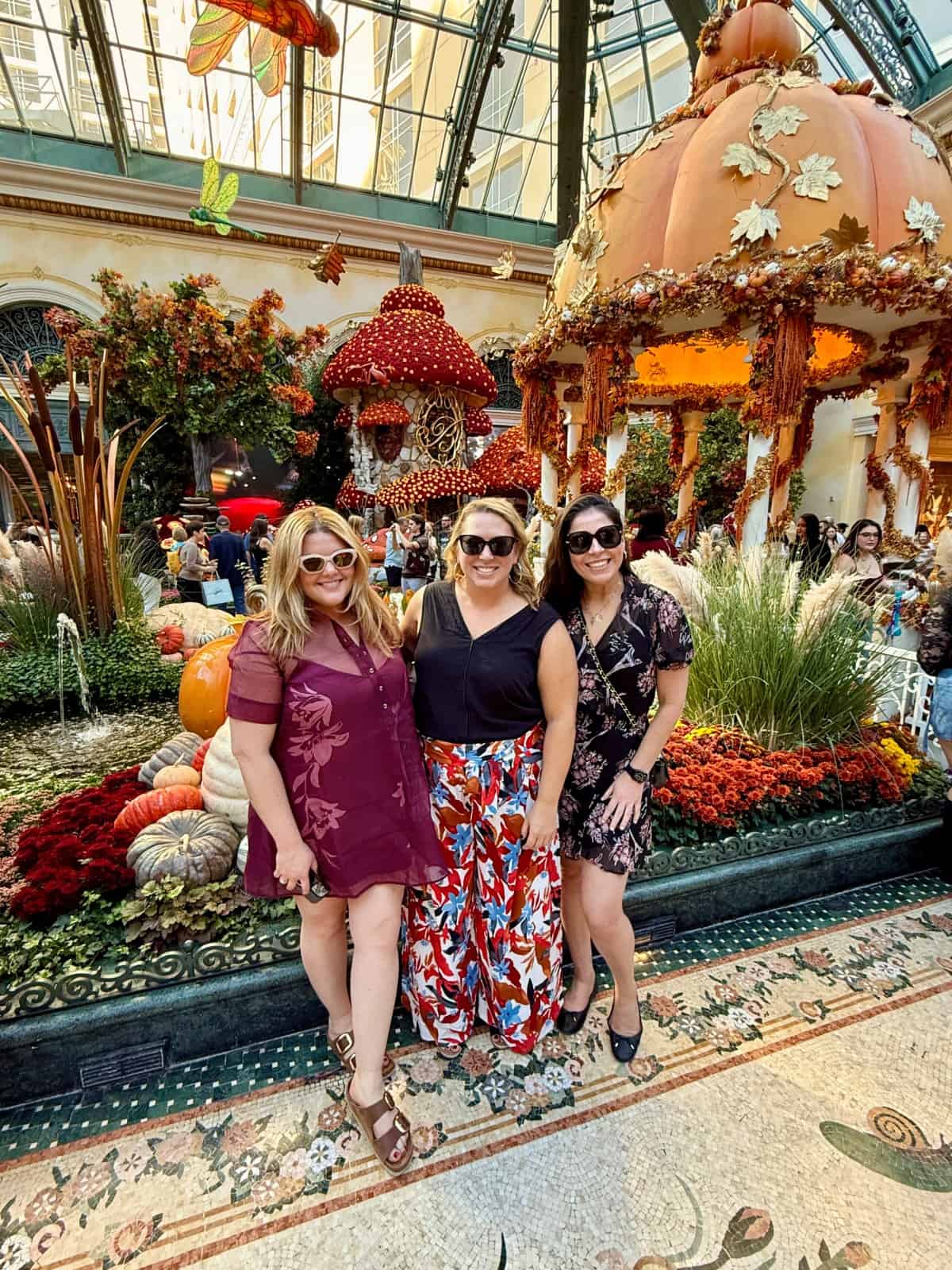 Floral Print Wide-Leg Trousers Floral Print Wide-Leg Trousers — Trendy Vegas Outfits