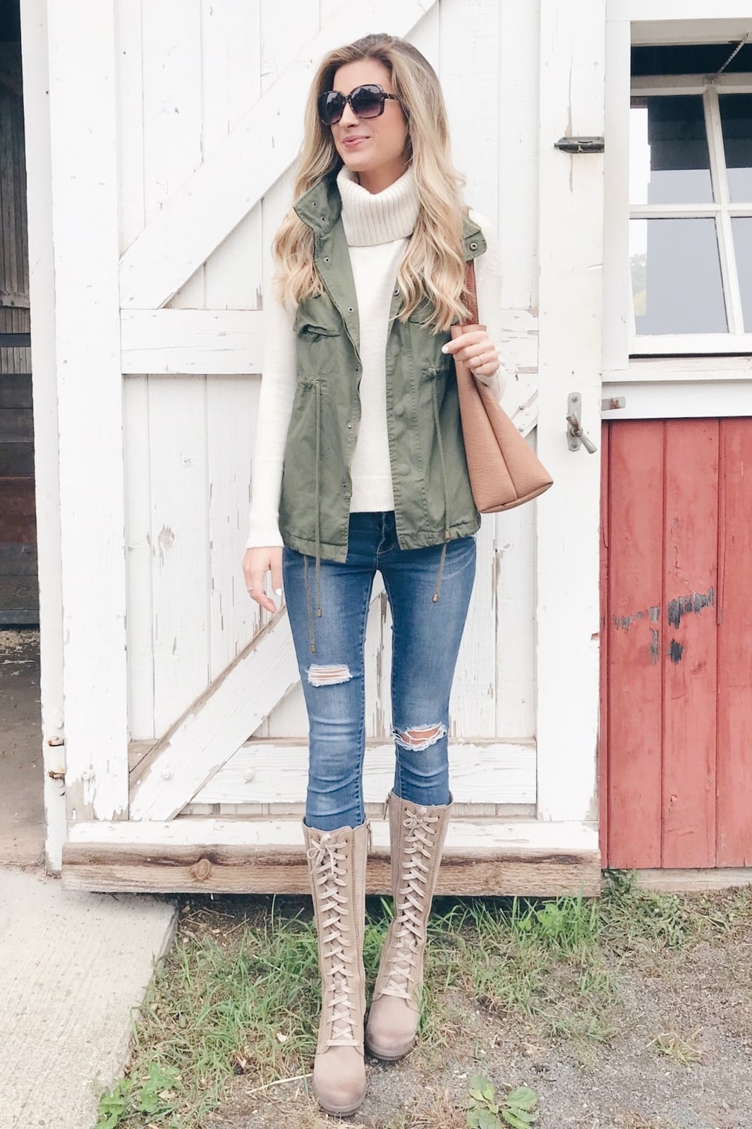 Olive Green Utility Vest Over Cream Turtleneck and Jeans Olive Green Utility Vest Over Cream Turtleneck and Jeans — Trendy Vest Outfits
