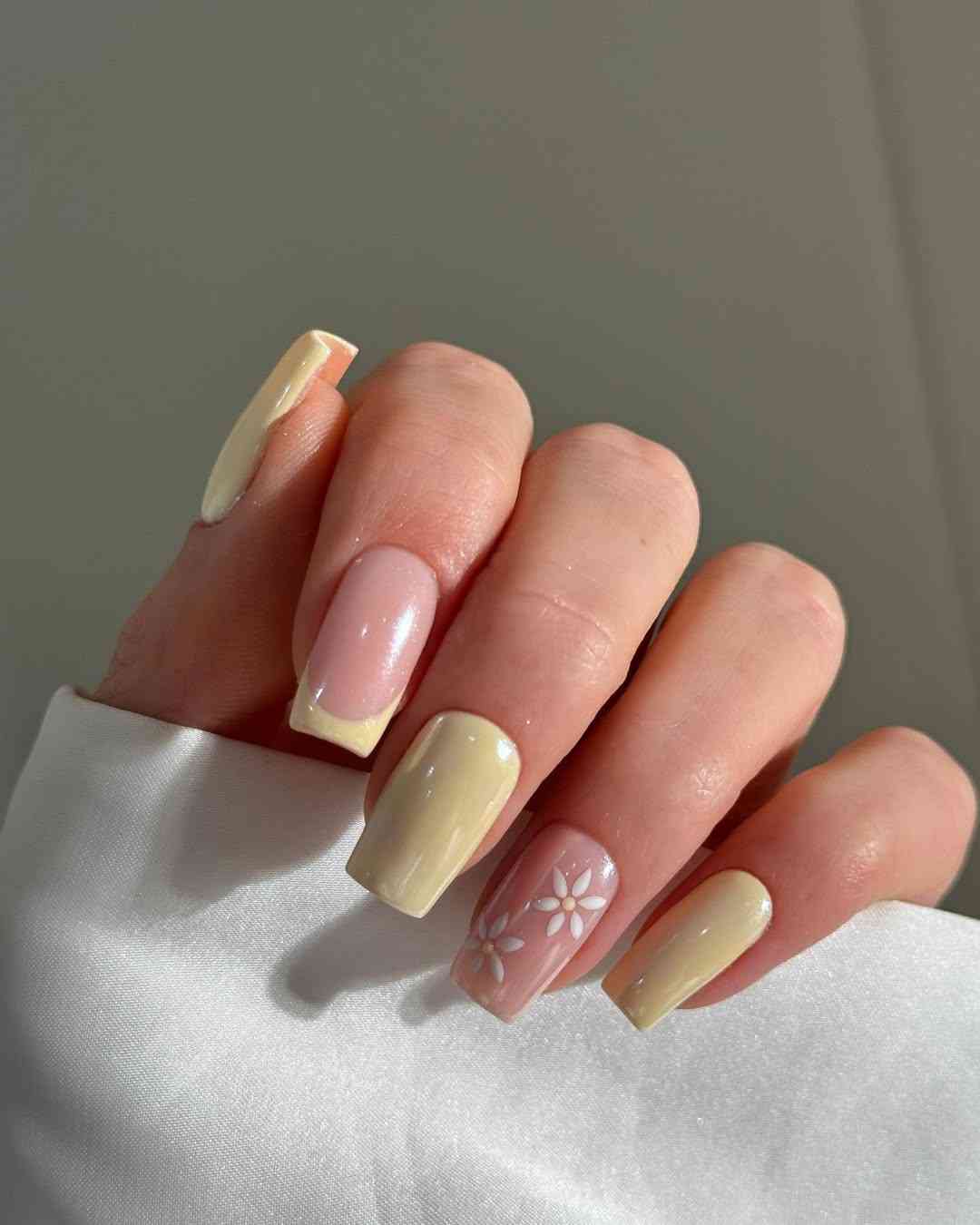 Sheer Nude Pale Yellow French Marquise Nails, Close-Up Take Sheer Nude Pale Yellow French Marquise Nails, Close-Up Take — Trendy Yellow Nails