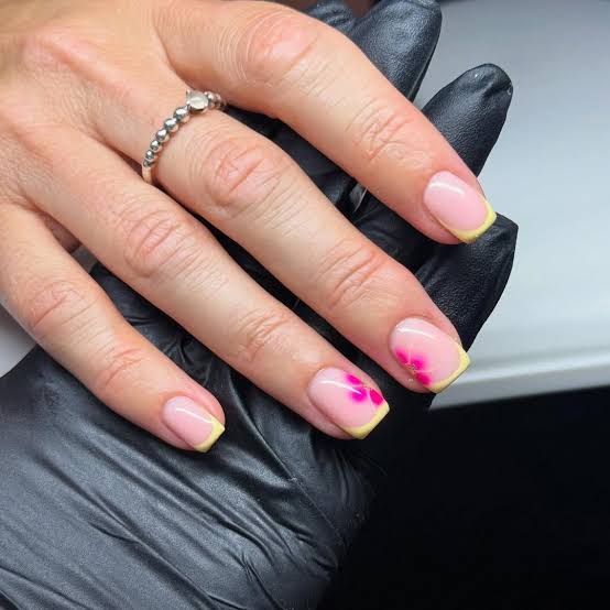 Sheer Pink Yellow Tip Short Square Nails Sheer Pink Yellow Tip Short Square Nails — Trendy Yellow Nails